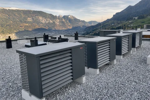 Wärmepumpe auf dem Dach