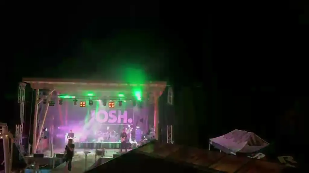 JOSH. 2025: Nachtshow
